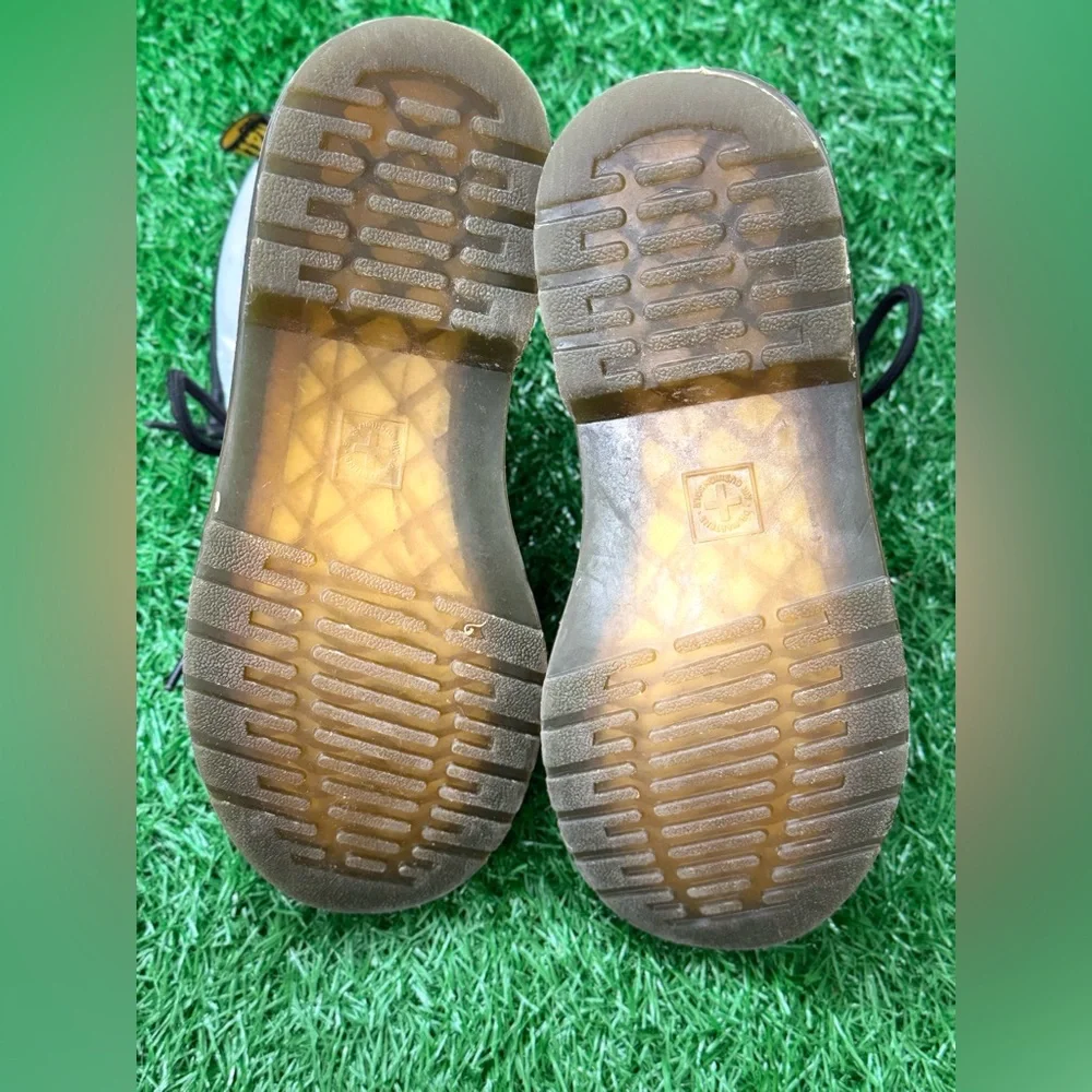 Dr. martens‎ kids shoes Size 3